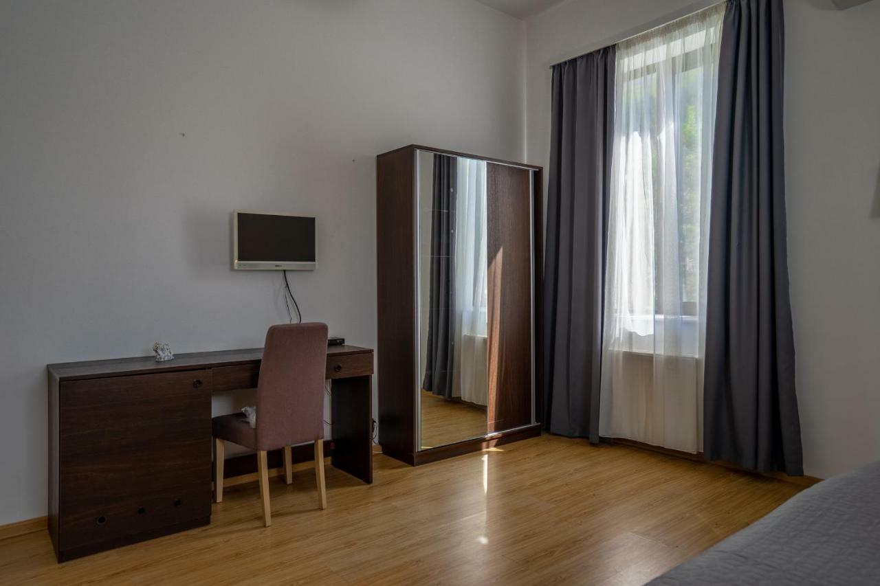 Vera View Hotel Tbilisi Exterior photo